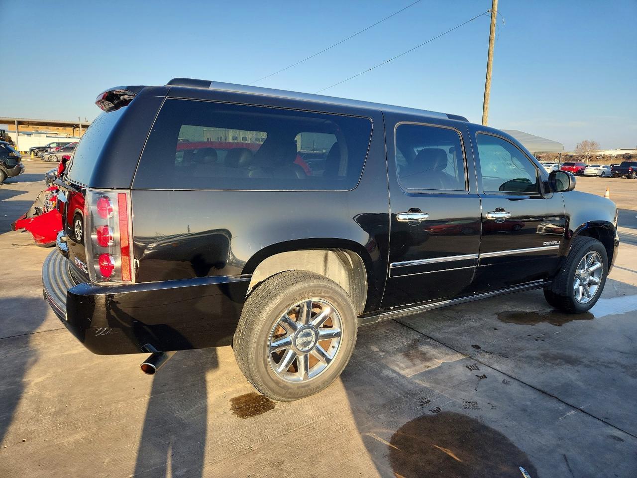2012 GMC Yukon Xl Denali - Image 3