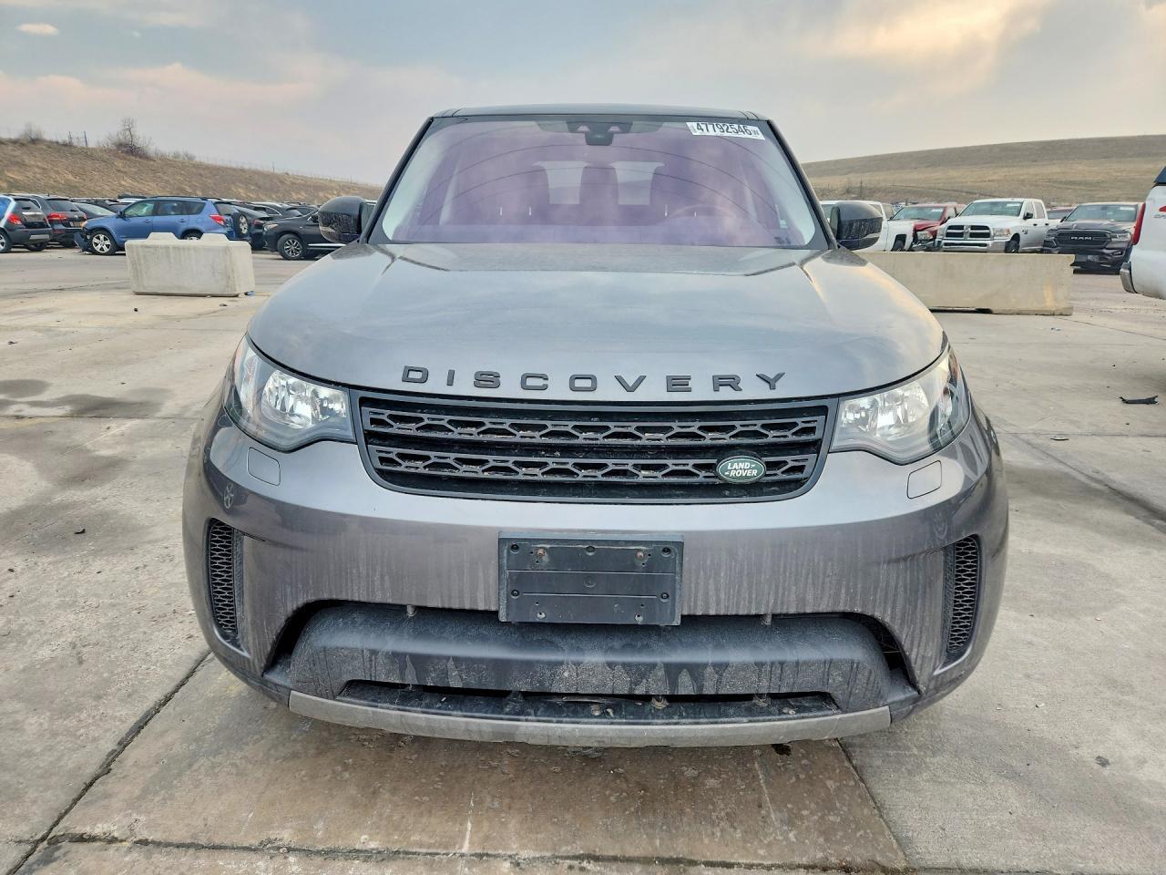 2018 Land Rover Discovery Se - Фото 5