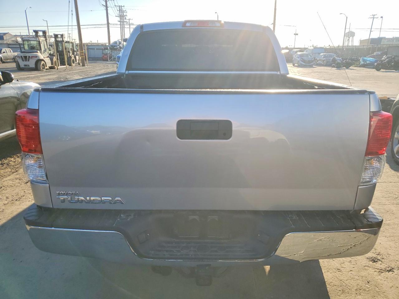 2010 Toyota Tundra Grade - Image 6