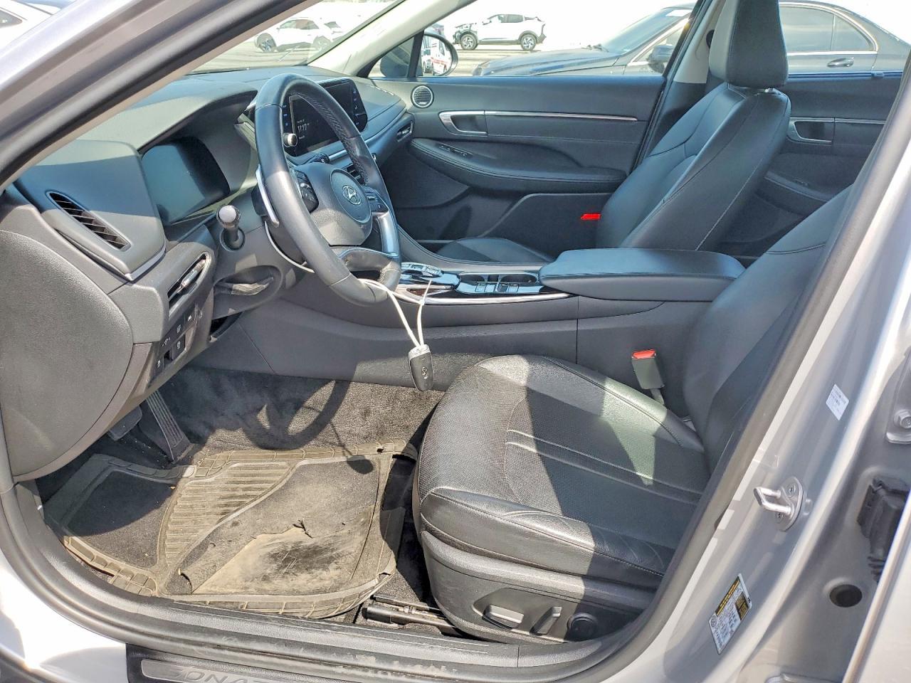 2023 Hyundai Sonata Hybrid Limited - Image 7