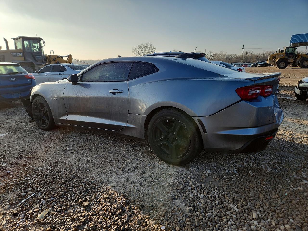 2020 Chevrolet Camaro Ls - Фото 2