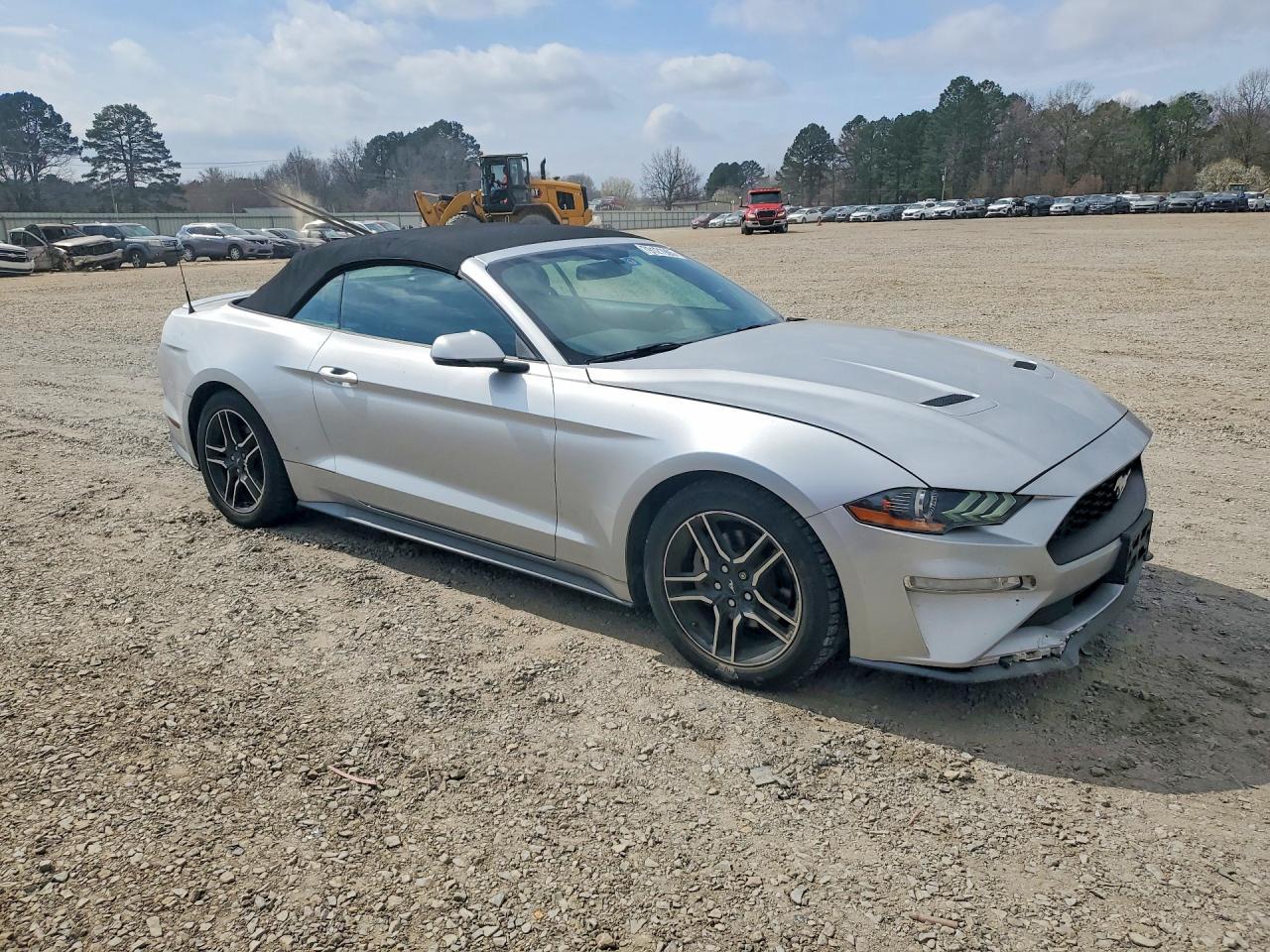 2019 Ford Mustang - Image 4