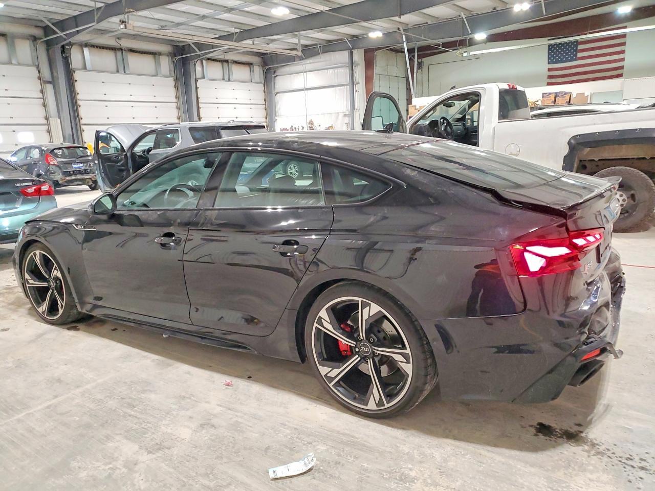 2022 Audi Rs5 - Фото 2