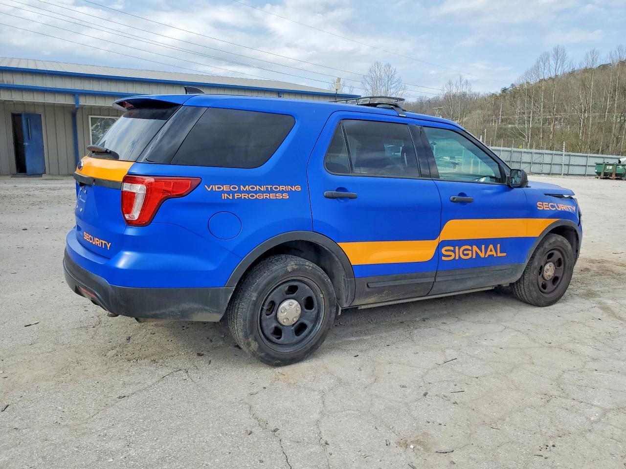 2017 Ford Explorer - Фото 3