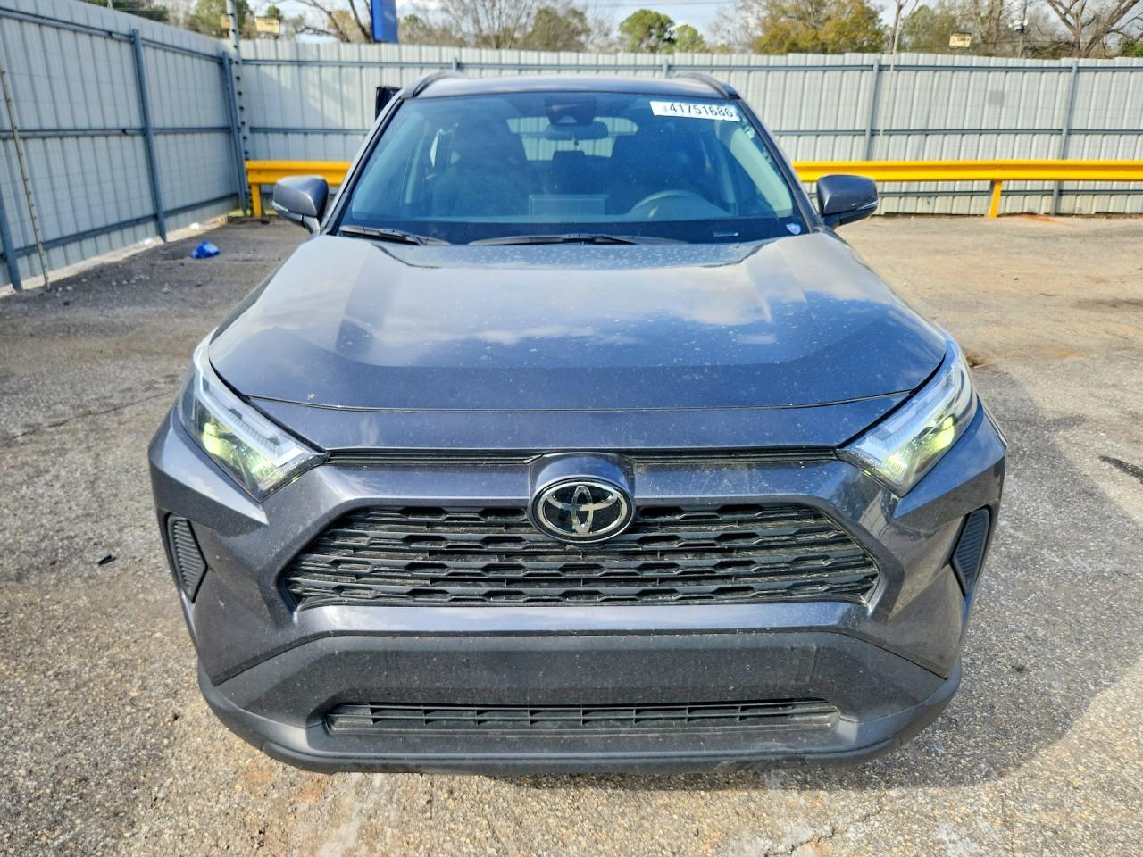 2025 Toyota Rav4 Xle - Image 5
