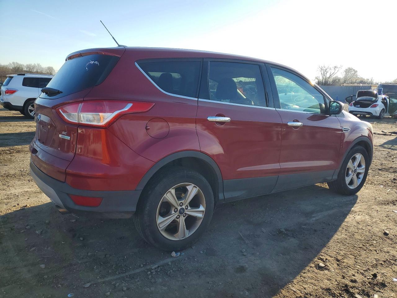 2013 Ford Escape Se - Фото 3