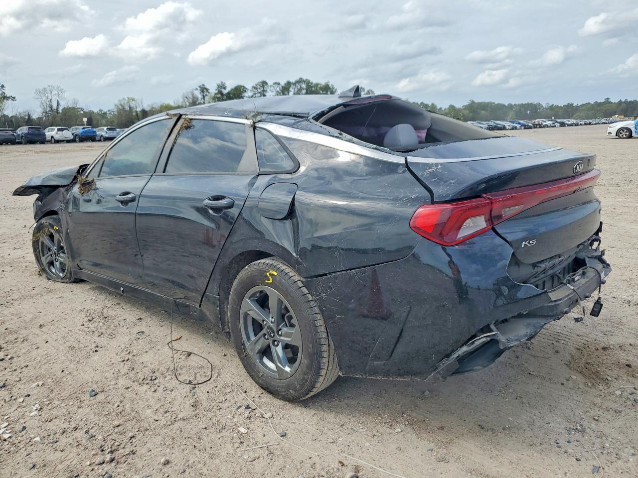2021 Kia K5 Lxs - Фото 2