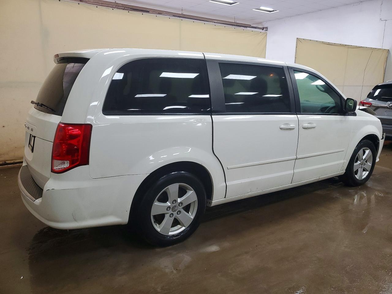 2013 Dodge Grand Caravan Se - Image 3