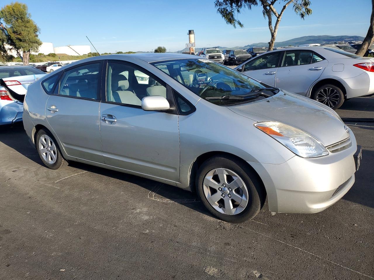 2004 Toyota Prius Base - Фото 4