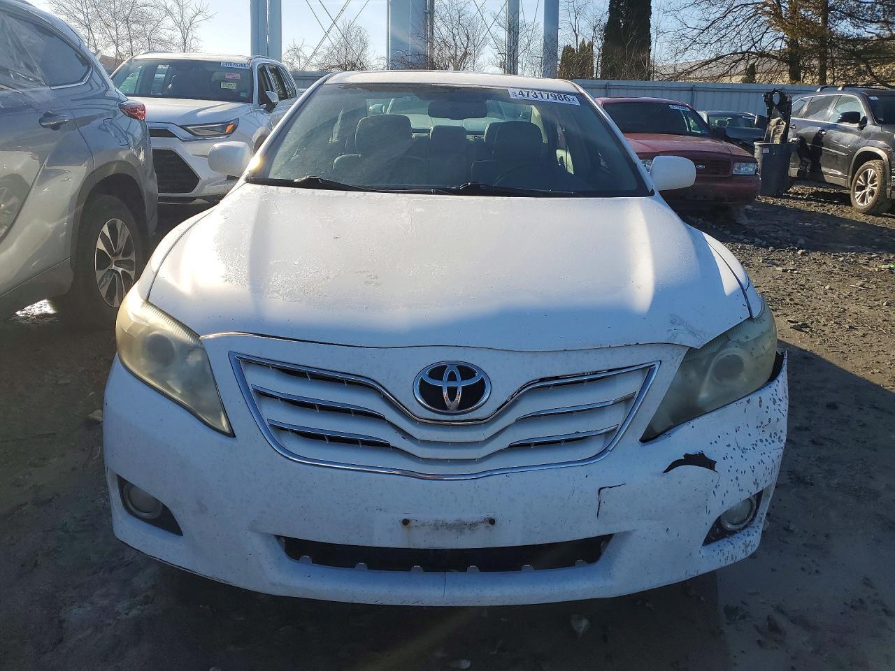 2011 Toyota Camry Xle V6 - Фото 5