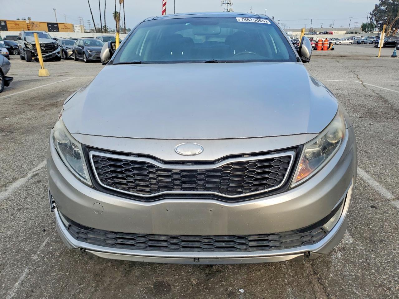 2013 Kia Optima Hybrid Ex - Image 5