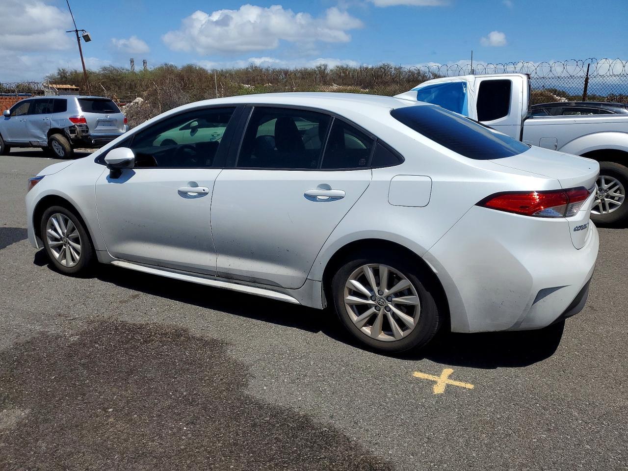 2025 Toyota Corolla Le - Фото 2