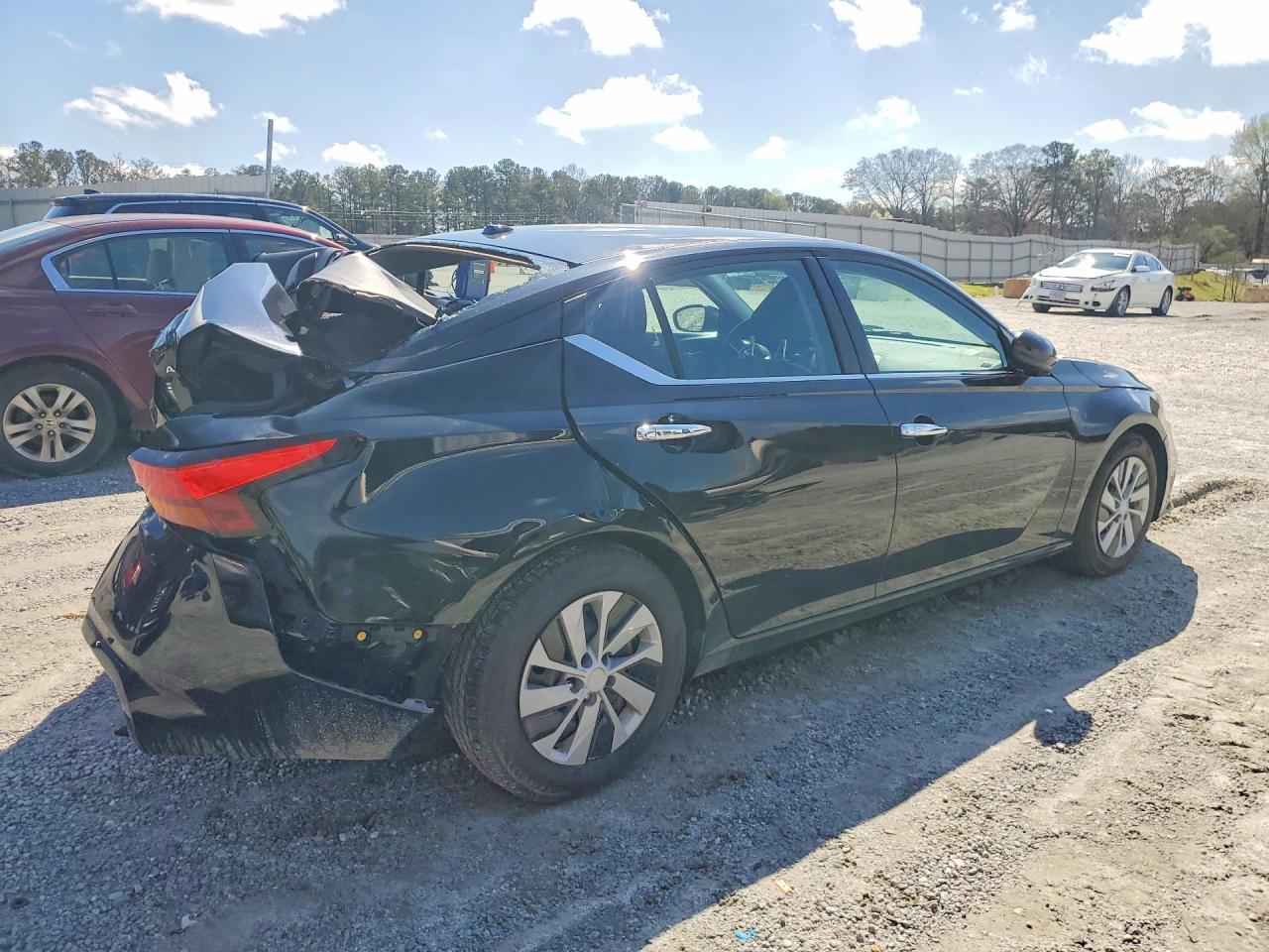 2020 Nissan Altima 2.5 S - Фото 3