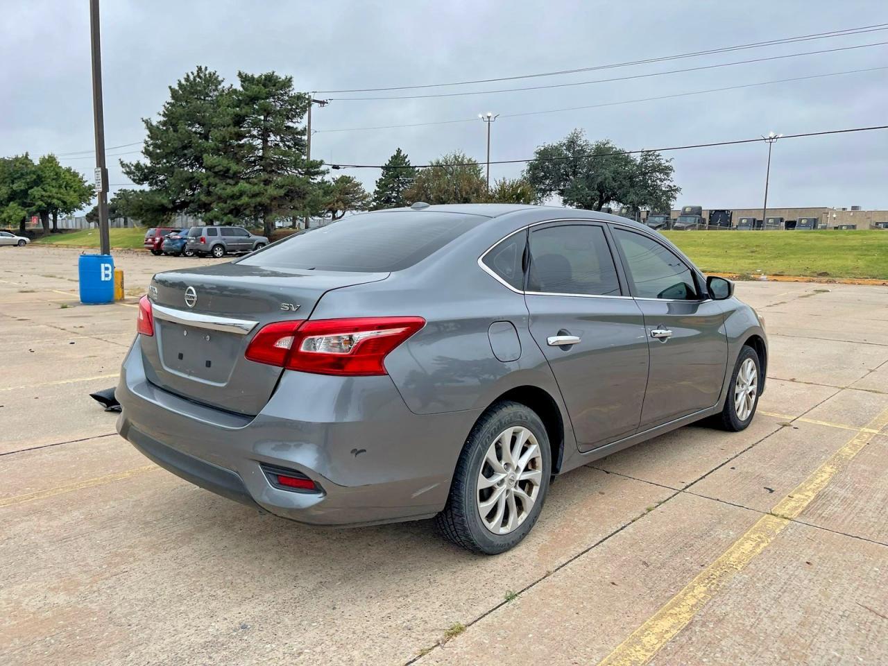 2019 Nissan Sentra Sv - Image 4