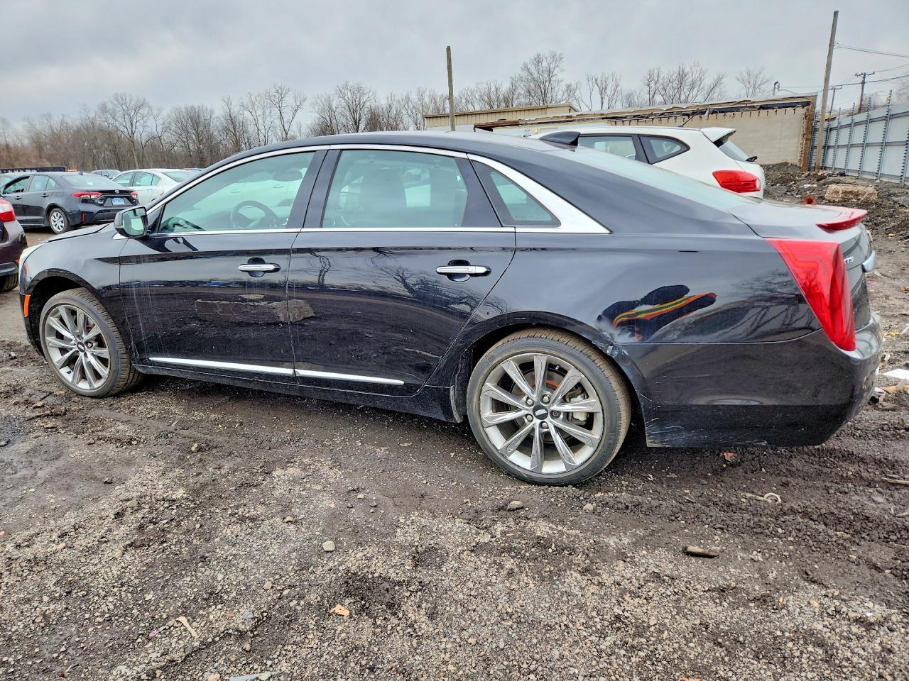 2017 Cadillac Xts - Image 2