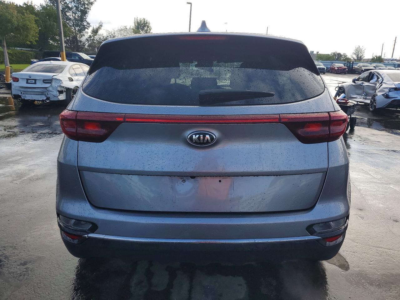 2020 Kia Sportage Lx - Image 6