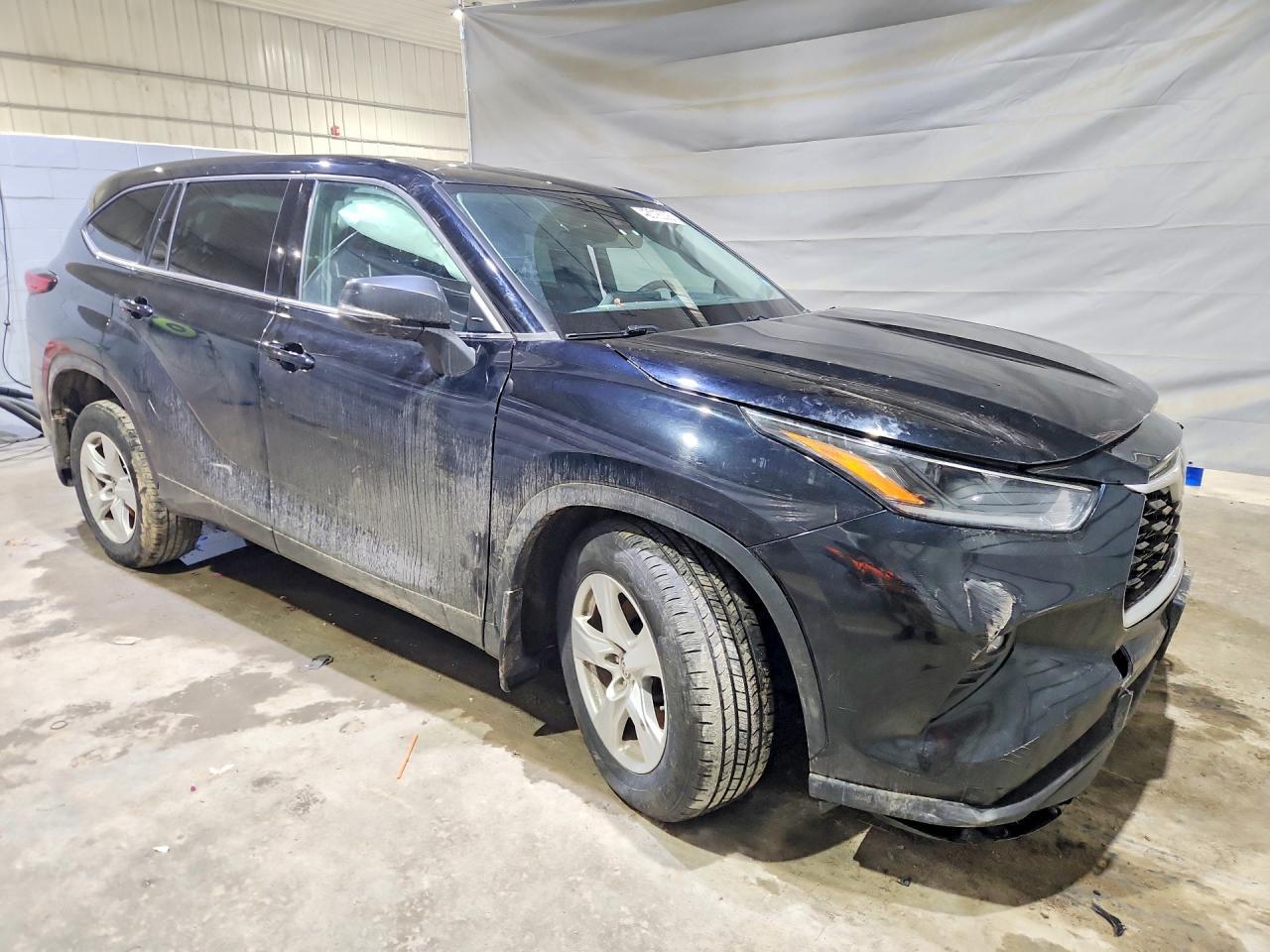 2021 Toyota Highlander Le - Фото 4