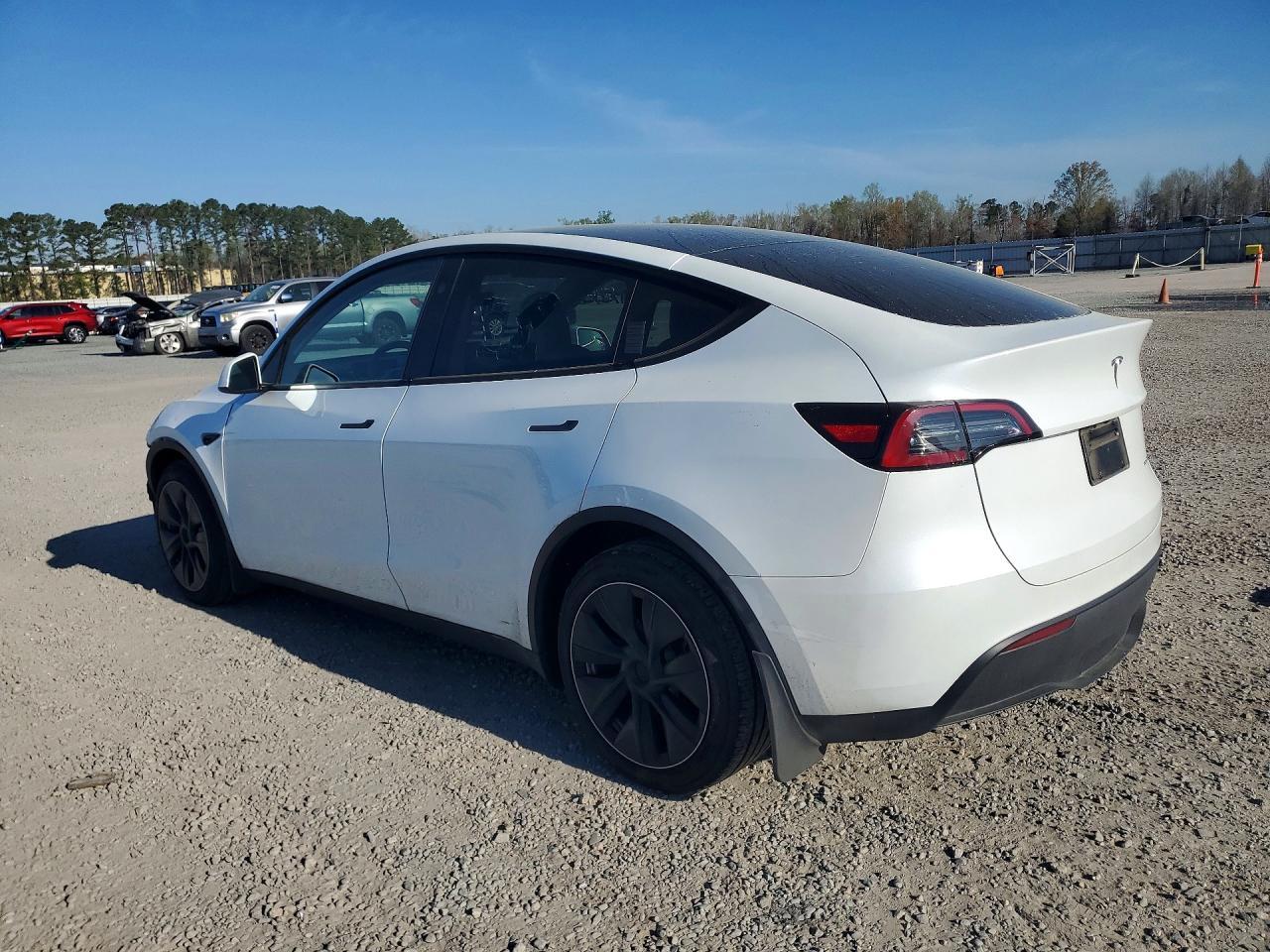 2023 Tesla Model Y - Image 2