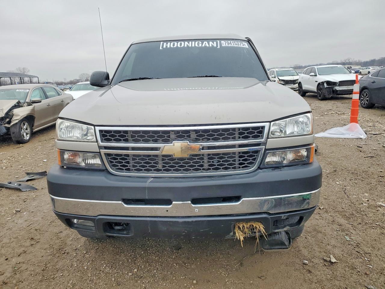 2005 Chevrolet Silverado K2500 Heavy Duty - Фото 5