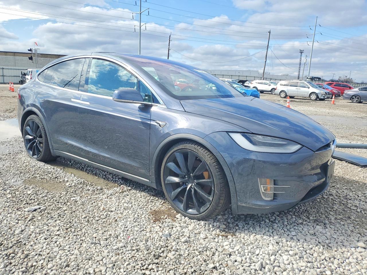 2020 Tesla Model X - Image 4