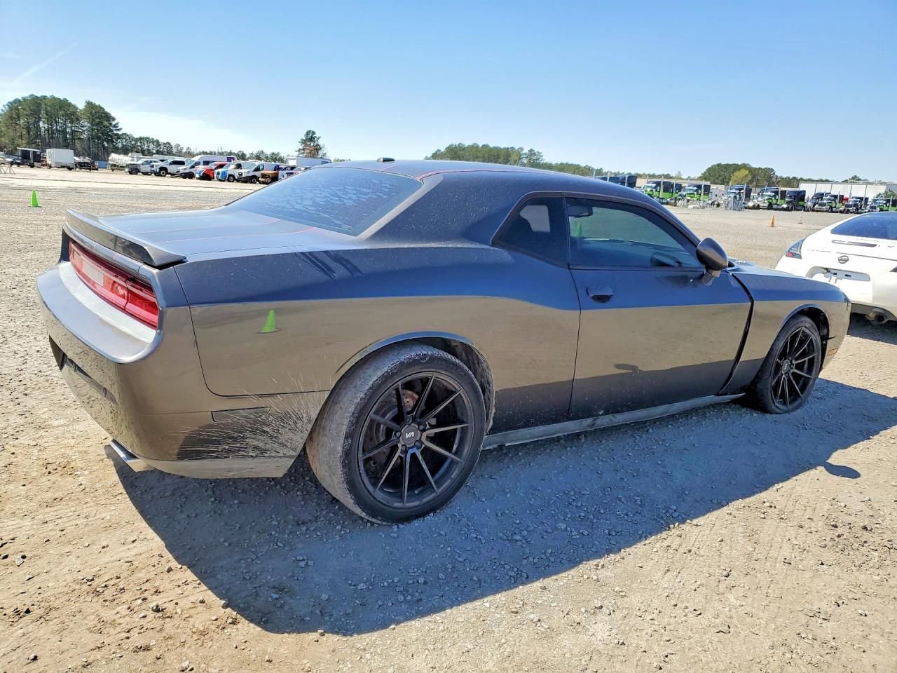 2014 Dodge Challenger R - Фото 3