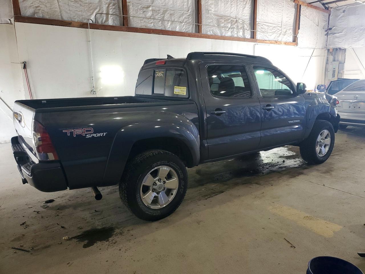 2012 Toyota Tacoma V6 - Image 3