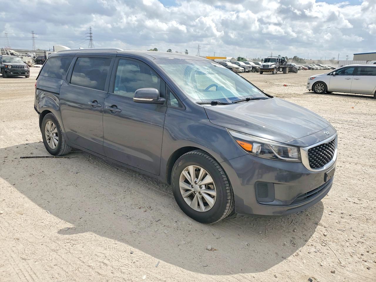 2016 Kia Sedona Lx - Фото 4