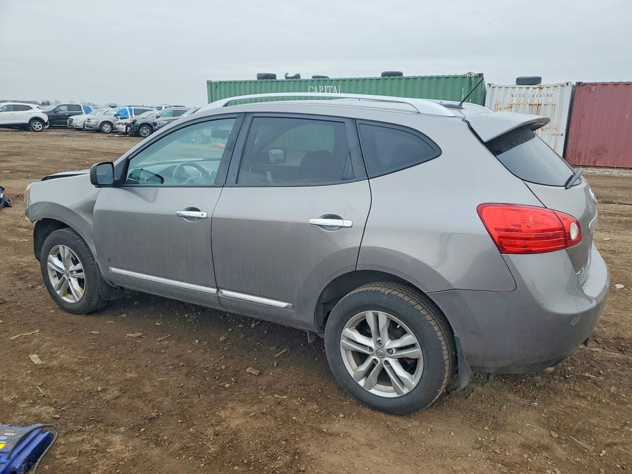 2015 Nissan Rogue Select S - Фото 2