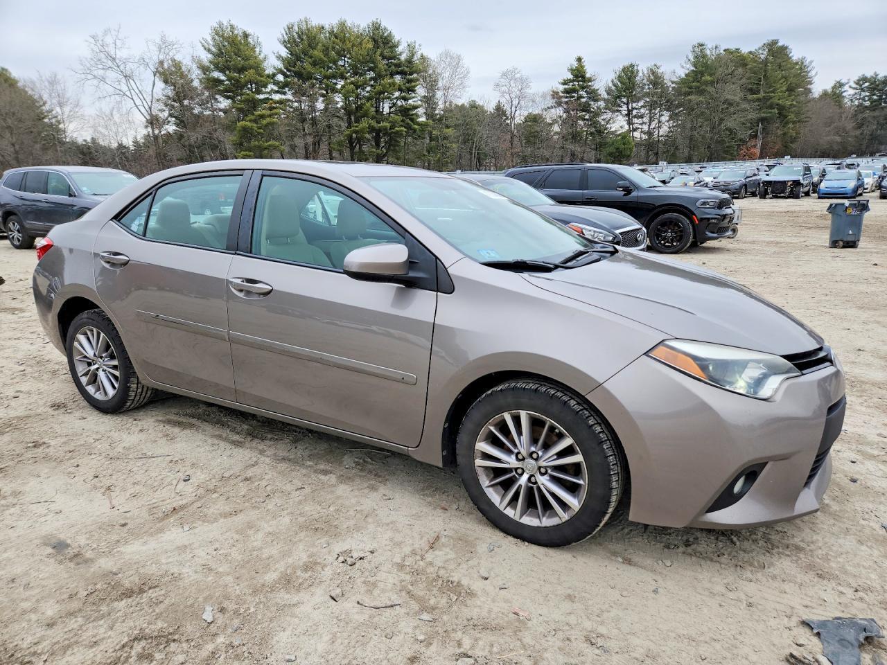 2014 Toyota Corolla Le Plus - Фото 4