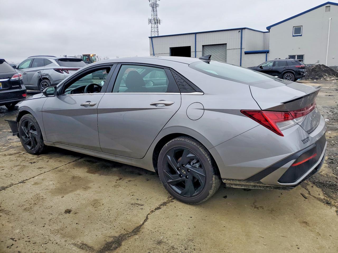 2026 Hyundai Elantra Sel Sport Premium - Фото 2