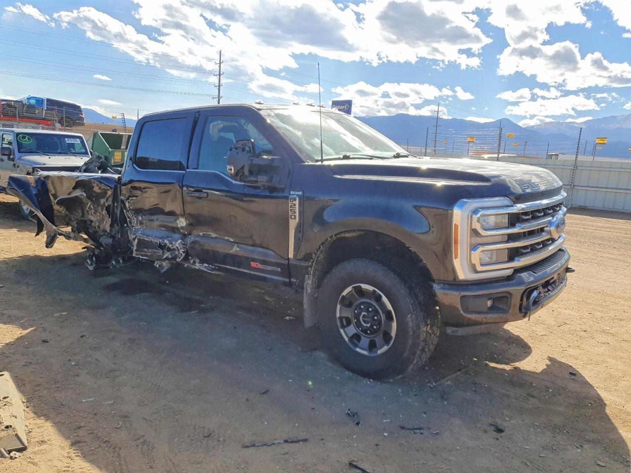 2024 Ford F250 Super Duty - Image 4