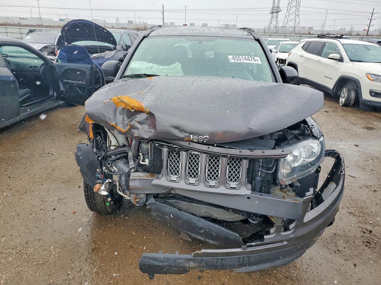 2017 Jeep Compass Latitude - Image 5