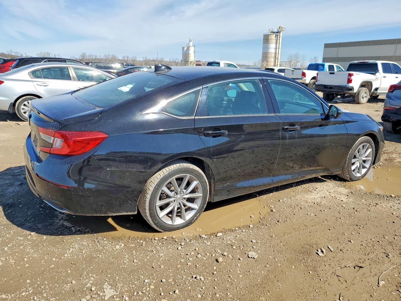 2021 Honda Accord Lx - Фото 3