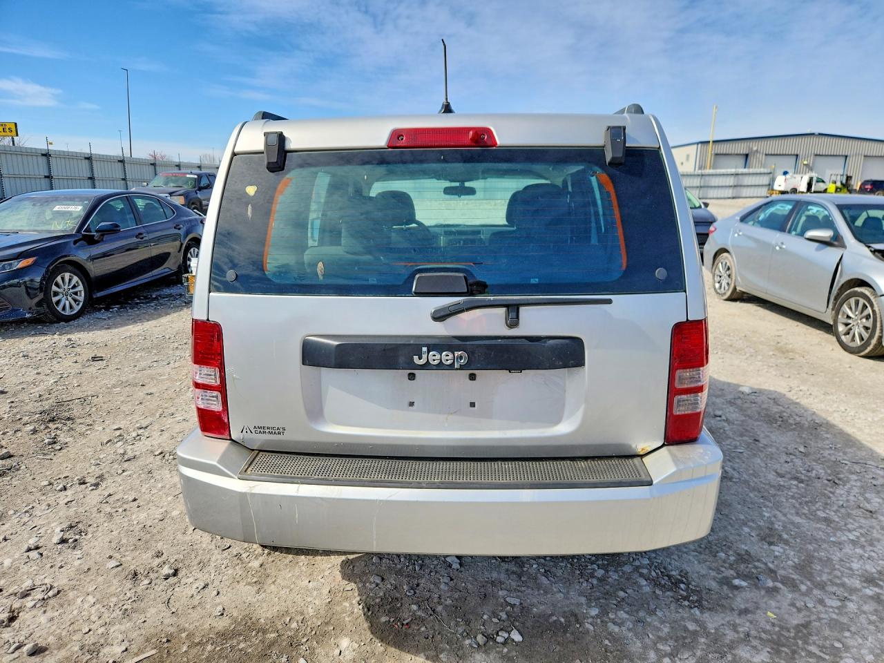2012 Jeep Liberty - Image 6
