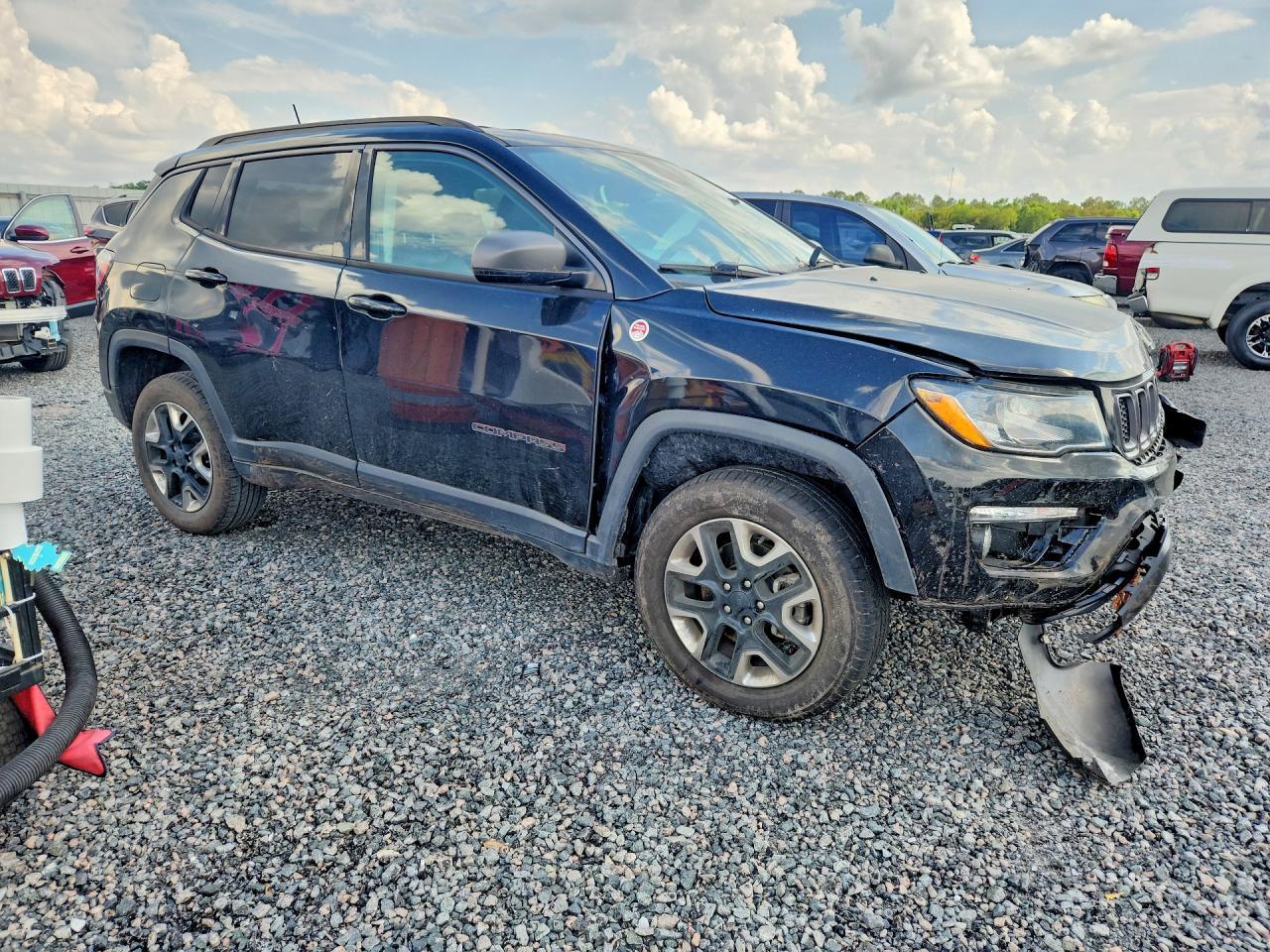2018 Jeep Compass Trailhawk - Image 4
