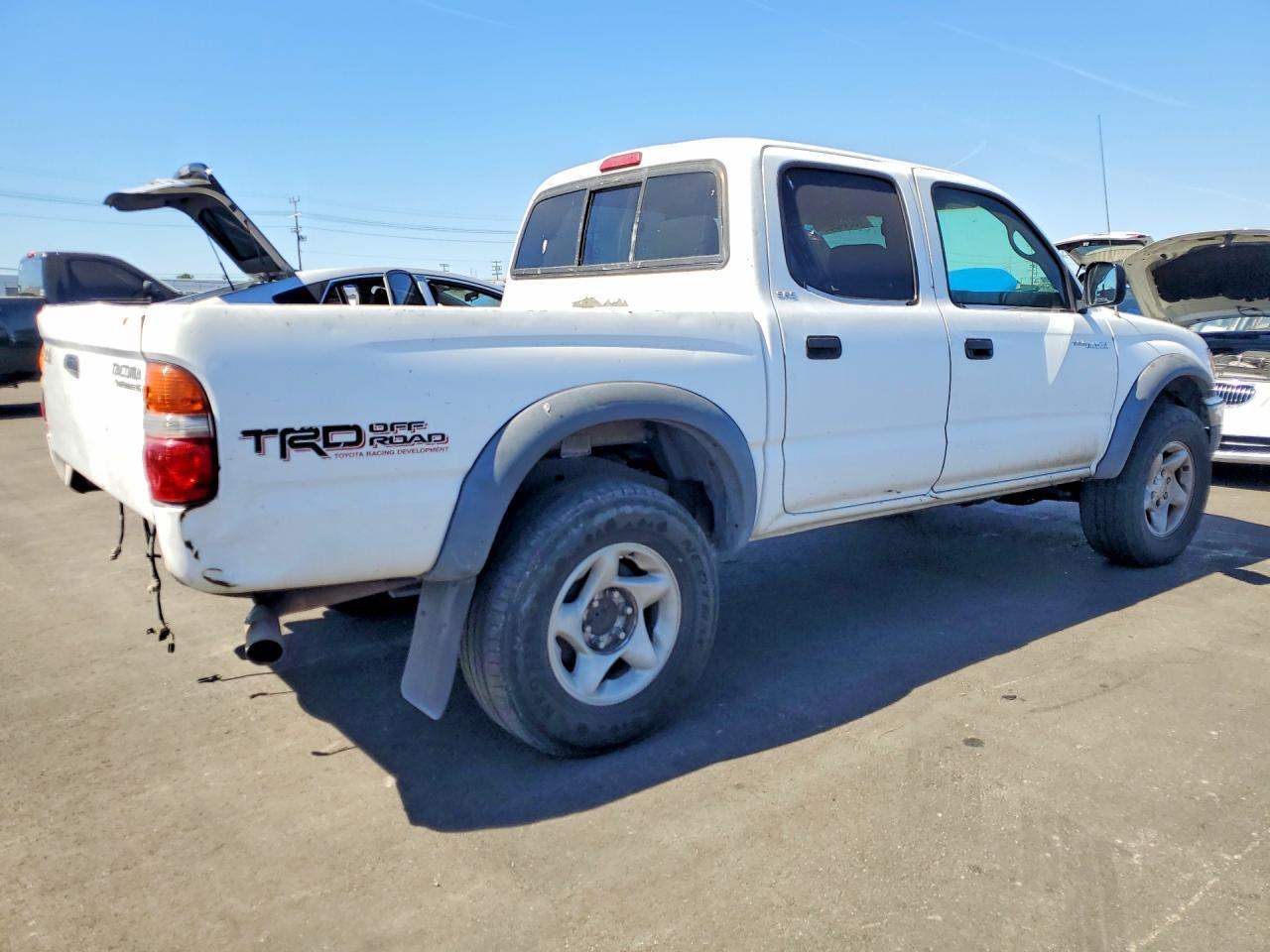 2004 Toyota Tacoma Prerunner V6 - Image 3
