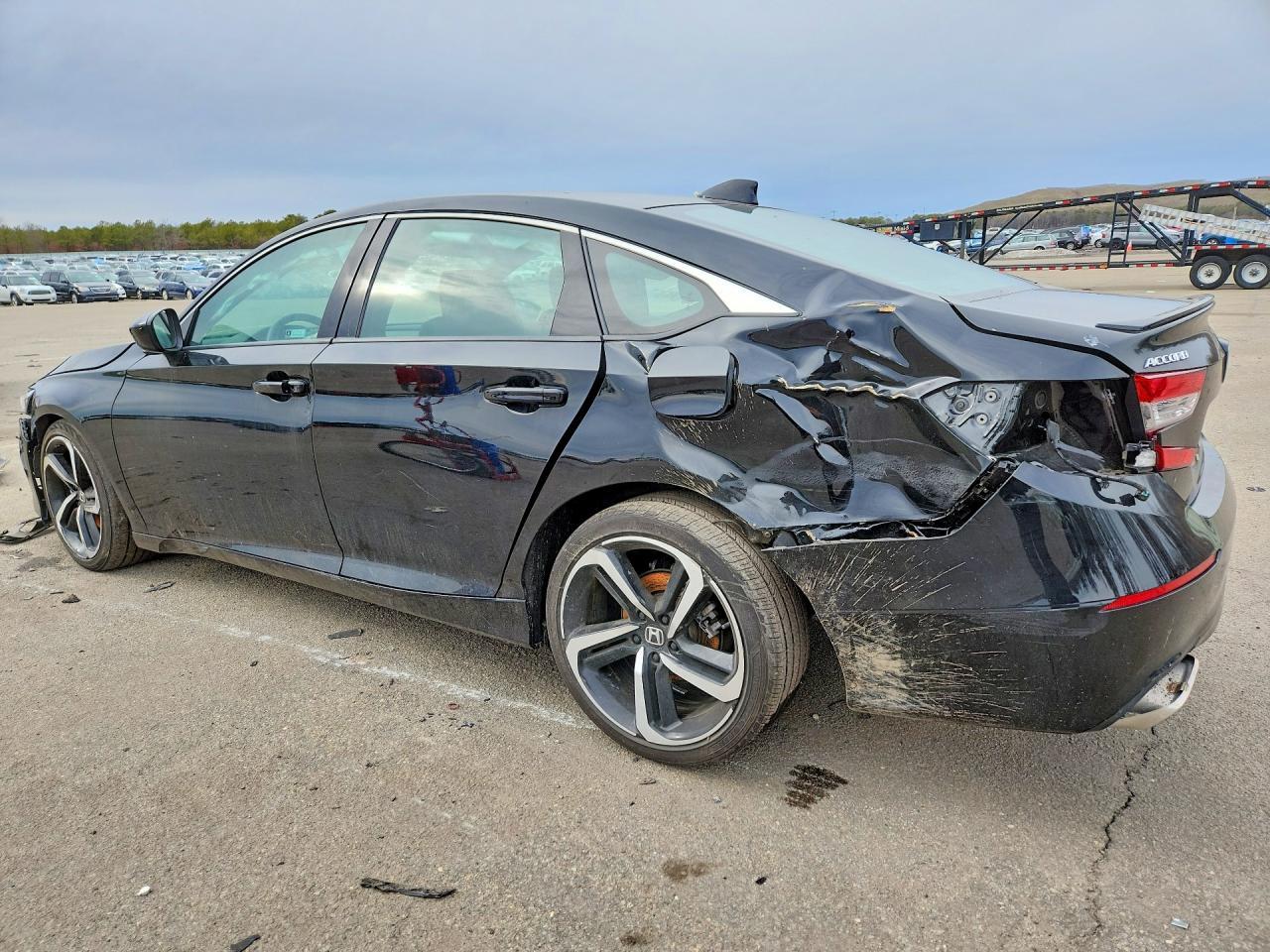 2022 Honda Accord Sport - Фото 2