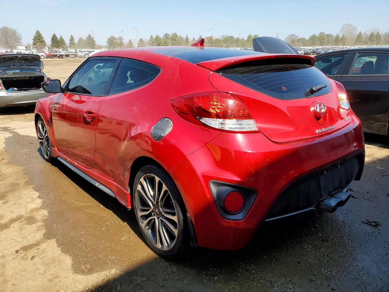 2016 Hyundai Veloster Turbo - Image 2