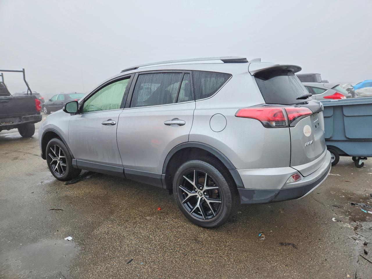 2018 Toyota Rav4 Se - Фото 2