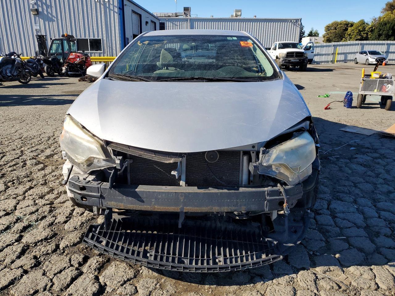 2016 Toyota Corolla Le - Фото 5