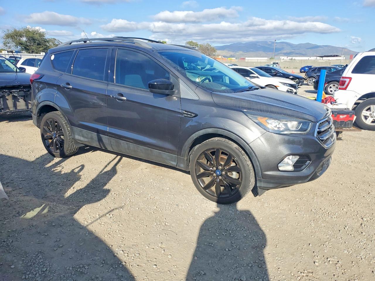 2019 Ford Escape Se - Фото 4