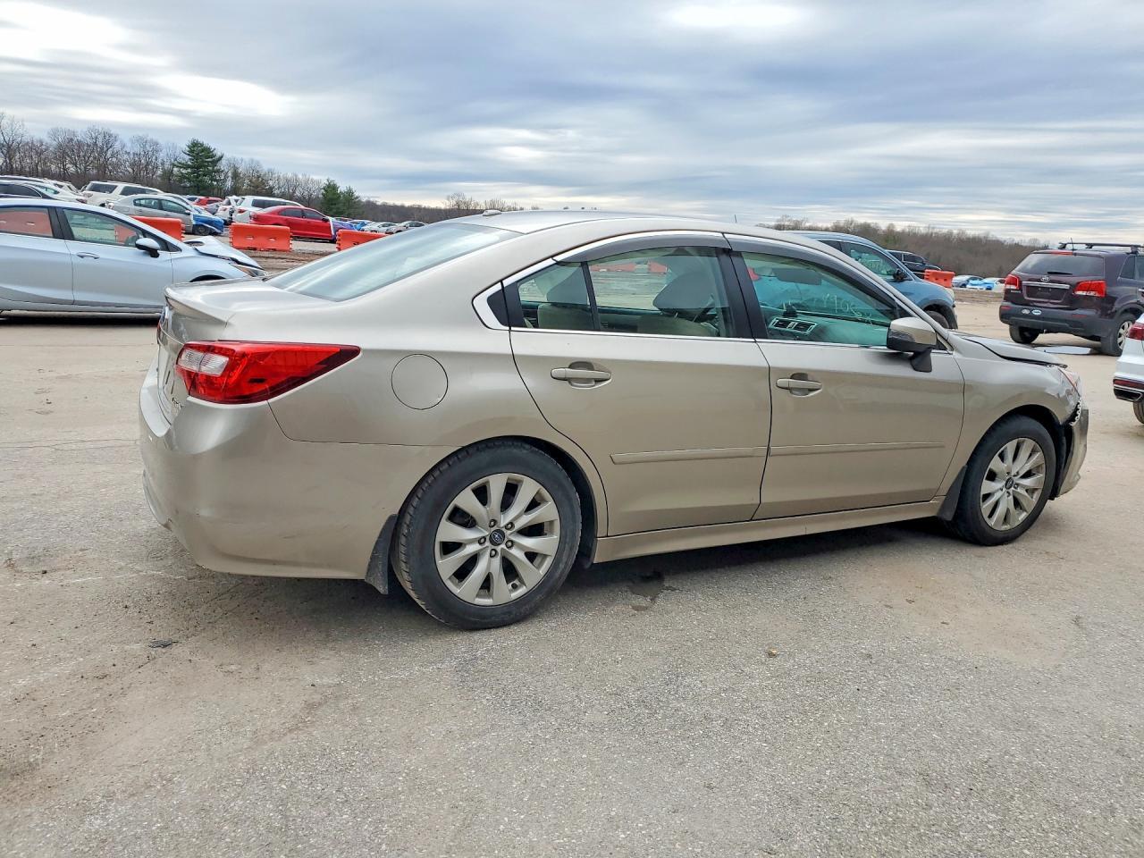 2015 Subaru Legacy 2.5I Premium - Фото 3