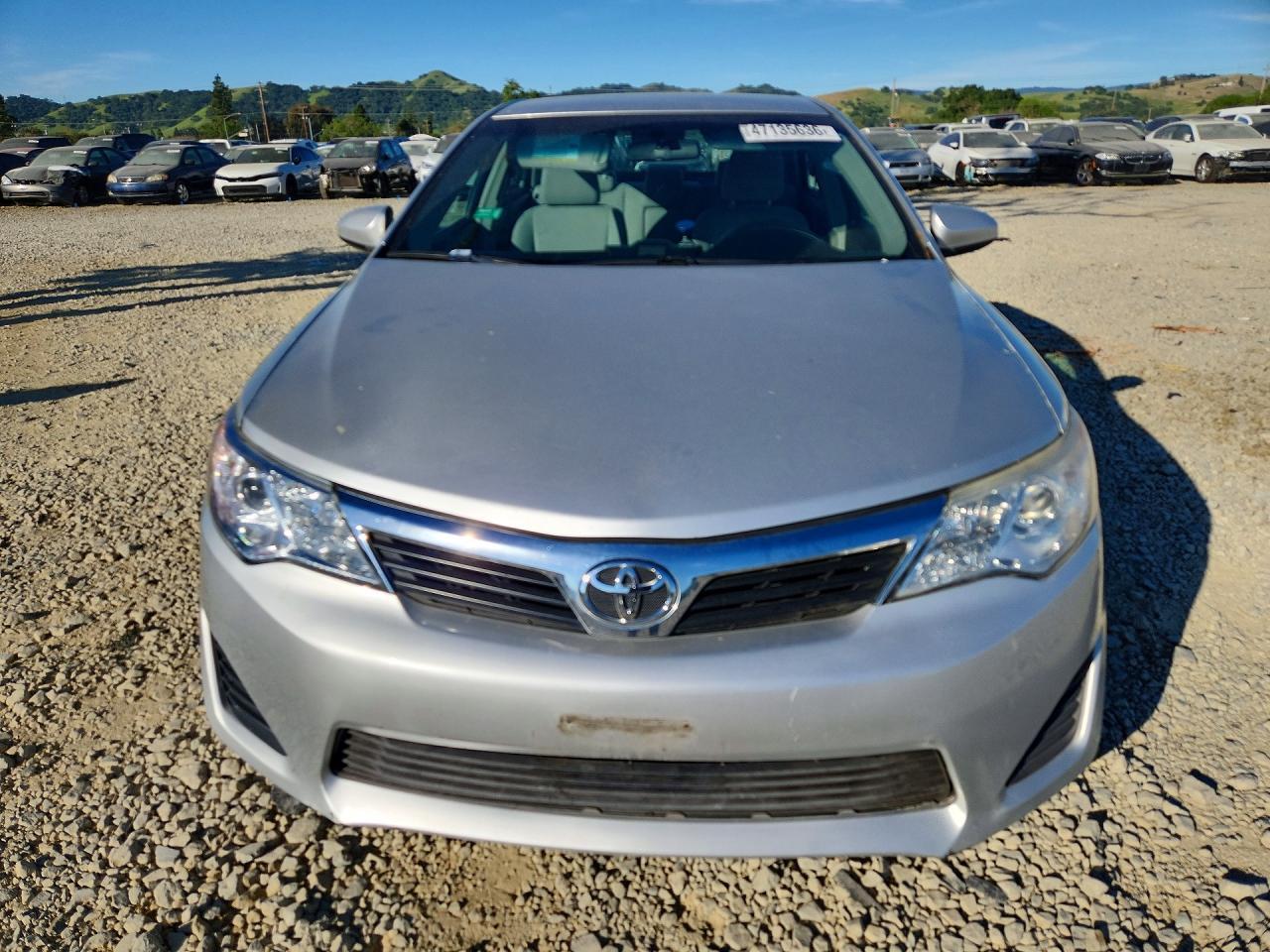 2012 Toyota Camry Le - Image 5