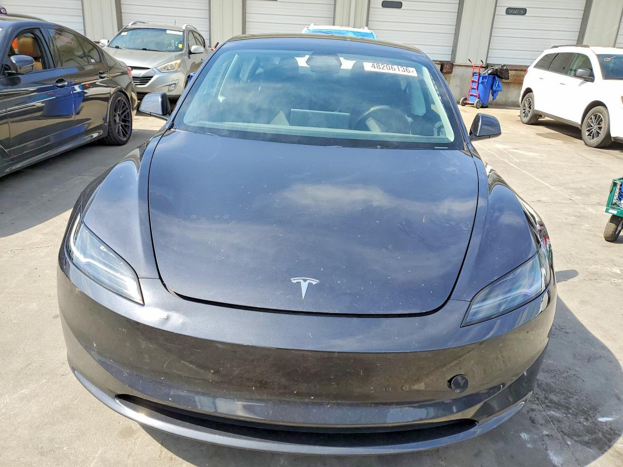 2024 Tesla Model 3 - Фото 5