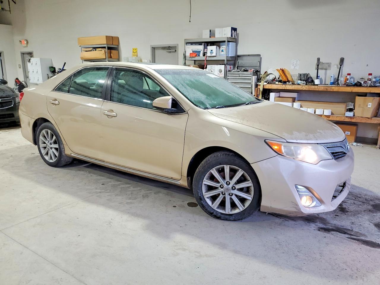 2012 Toyota Camry Base - Фото 4