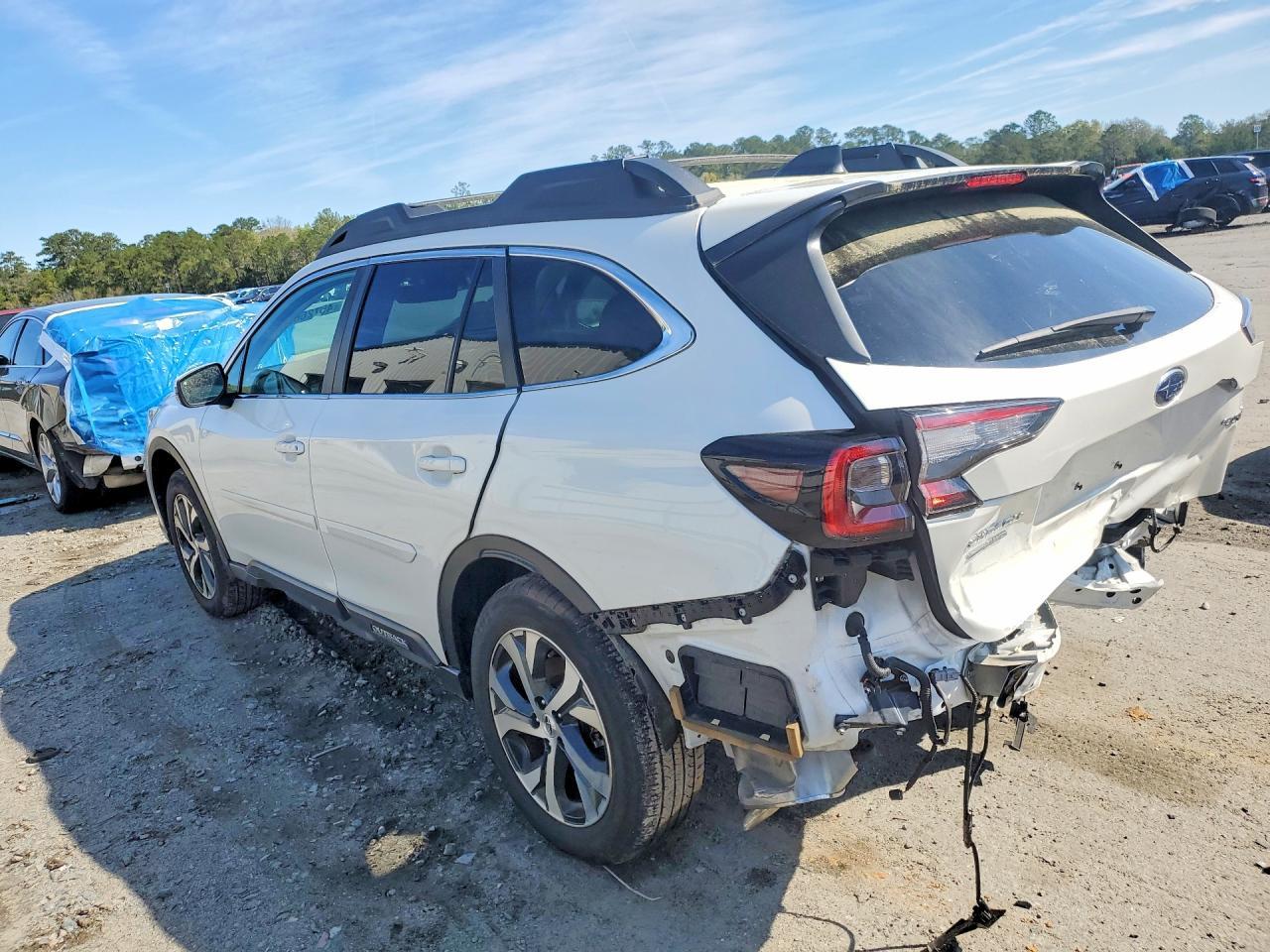 2021 Subaru Outback Limited - Image 2