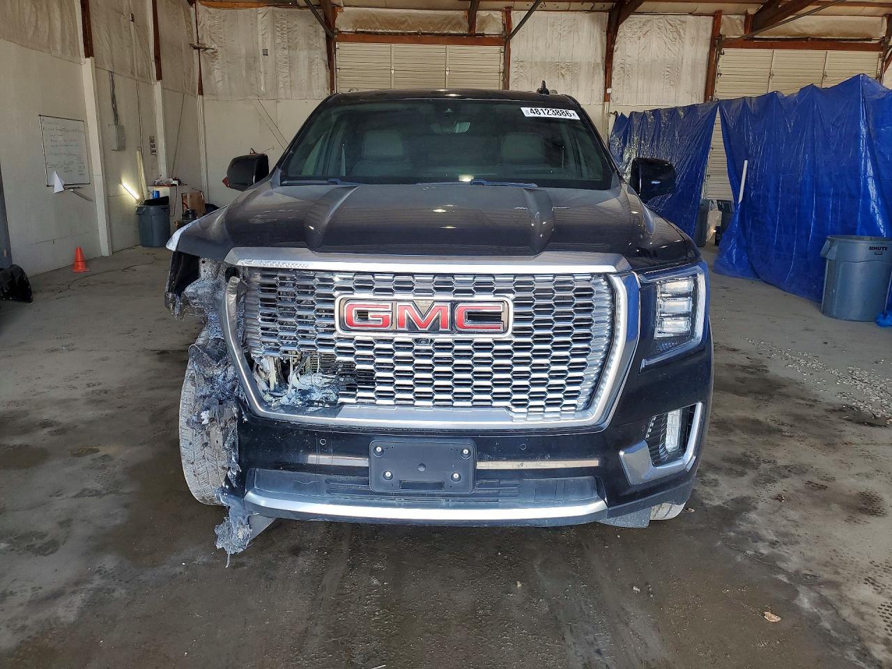 2021 GMC Yukon Denali - Image 5