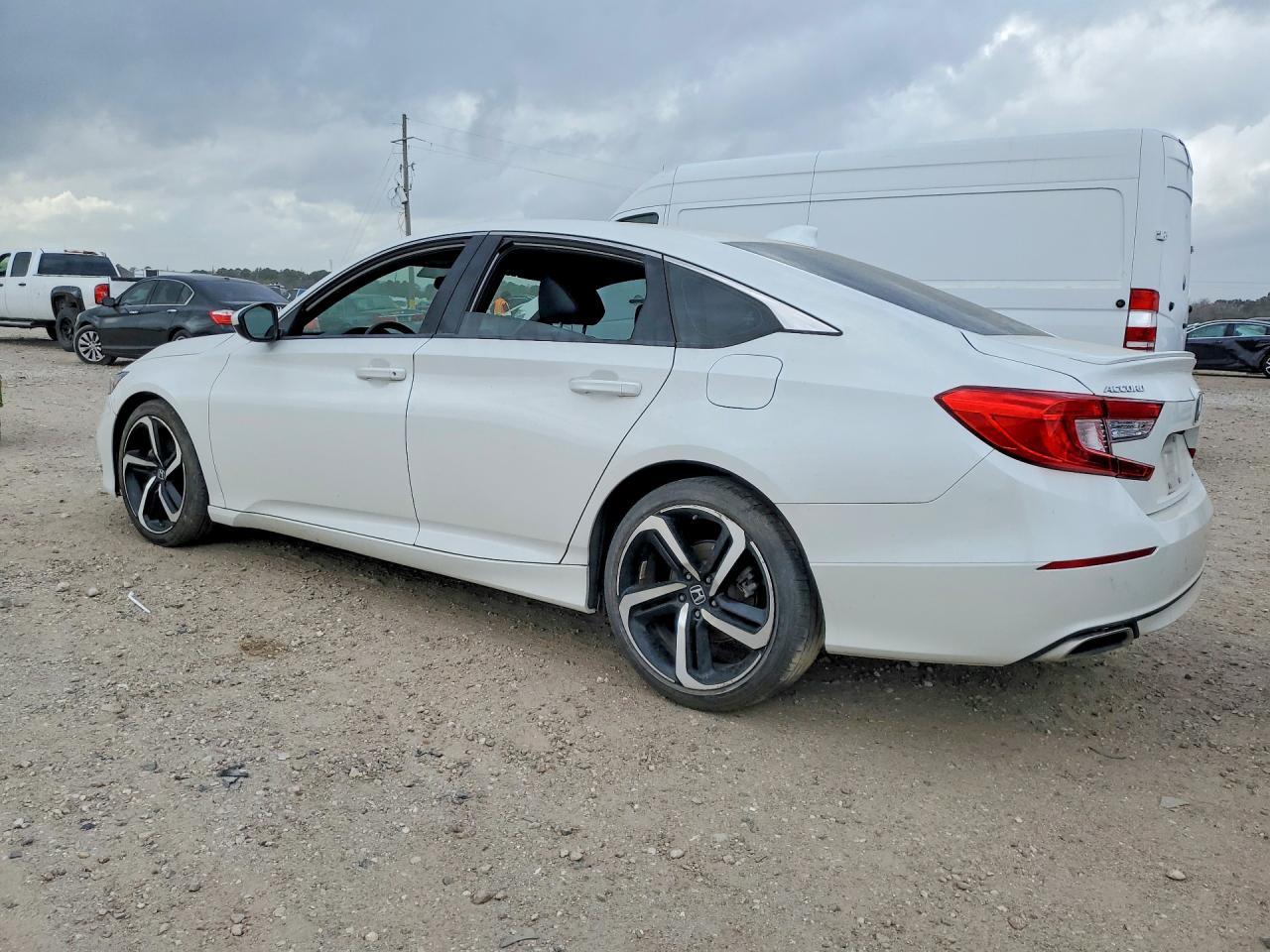 2020 Honda Accord Sport - Image 2