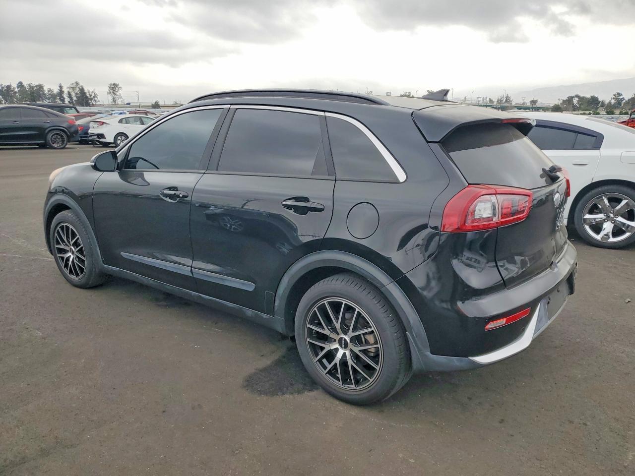 2017 Kia Niro - Фото 2