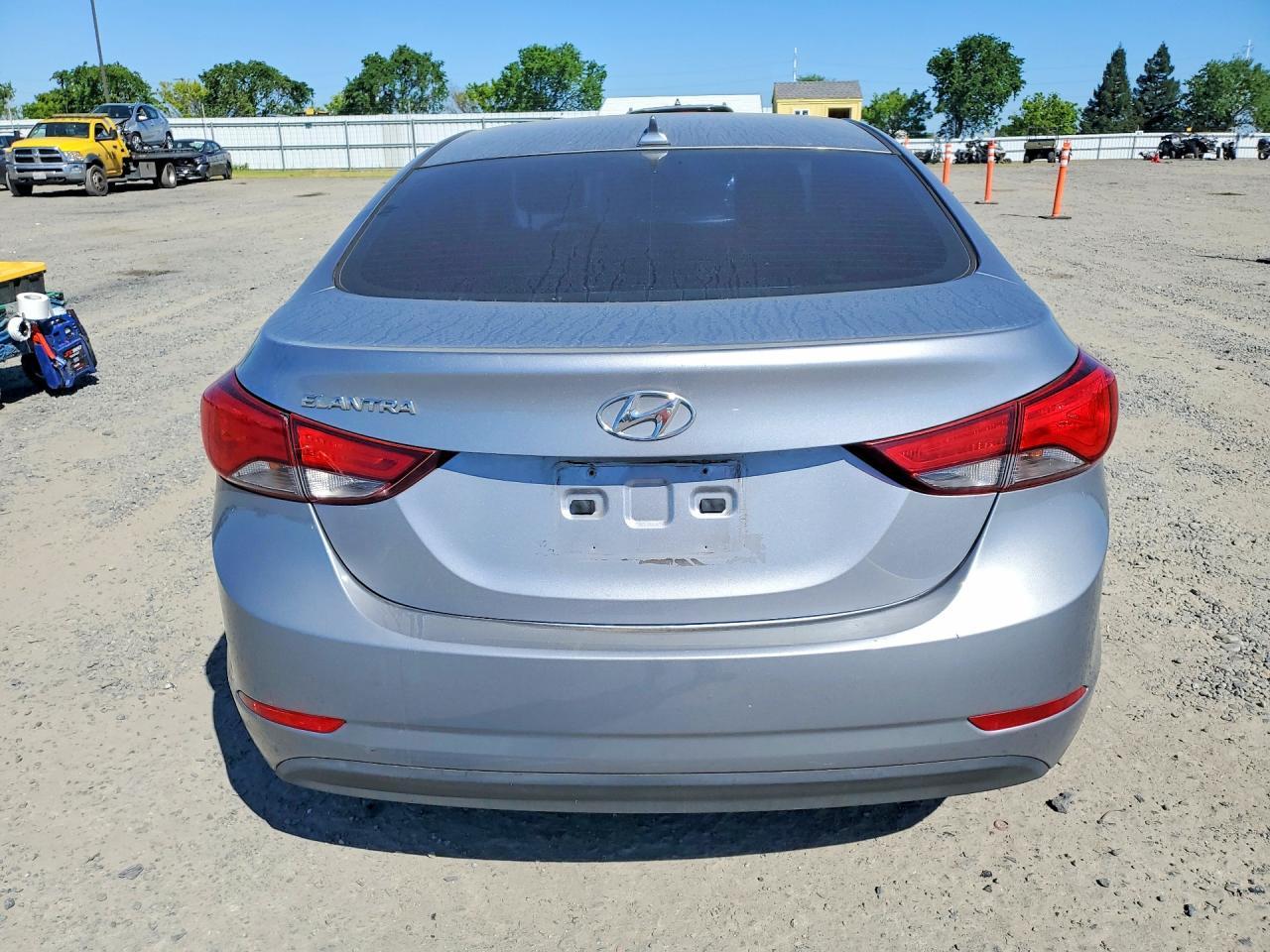 2016 Hyundai Elantra Se - Image 6